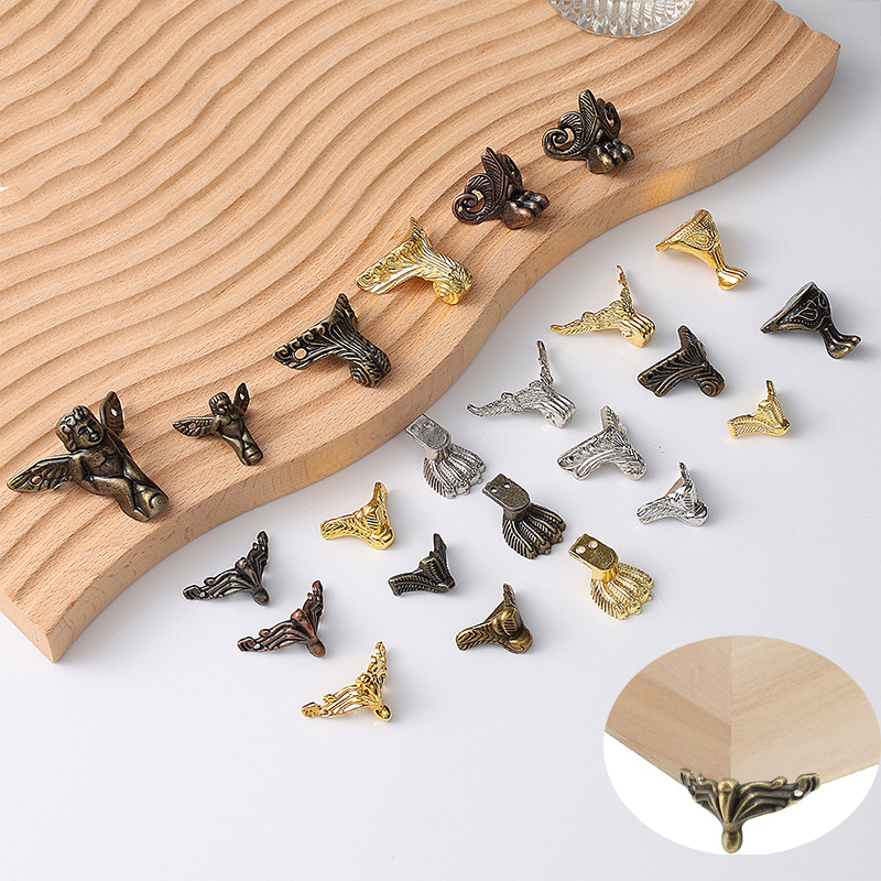Piedini per gambe in scatola a - Body Jewelry Display Case recensione e prezzo