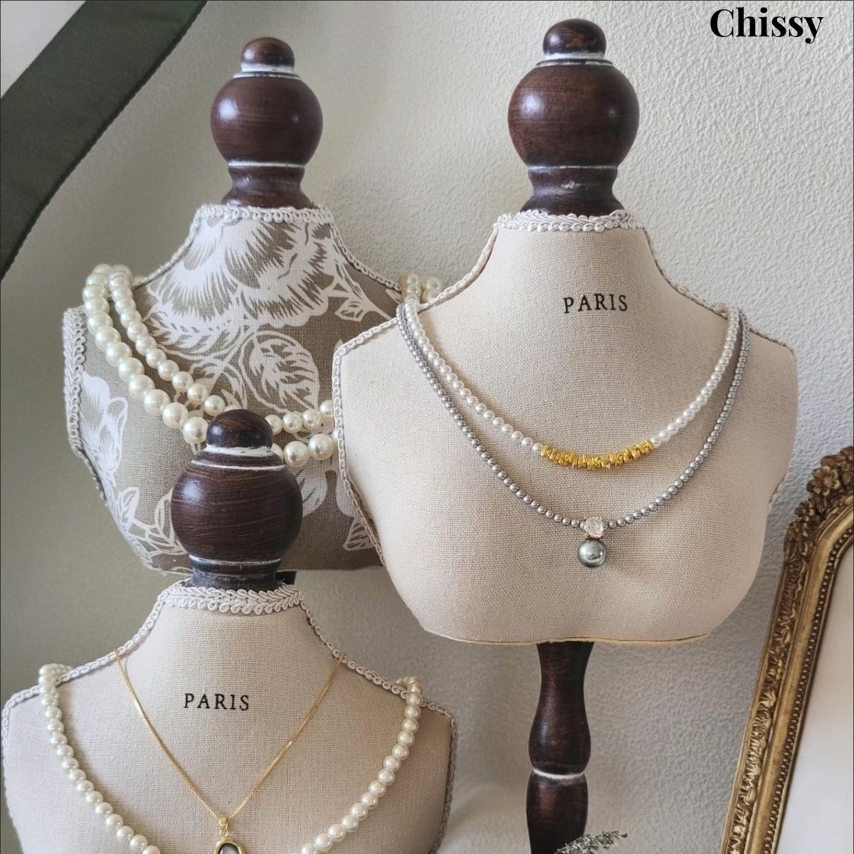 Collana catena busto portagioi - Body Jewelry Holder recensione e prezzo