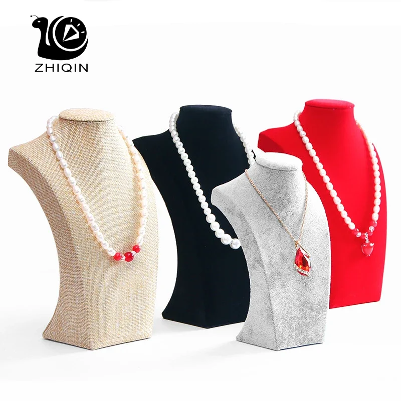 Velluto Ritratto Collana Displ - Body Jewelry Holder recensione e prezzo