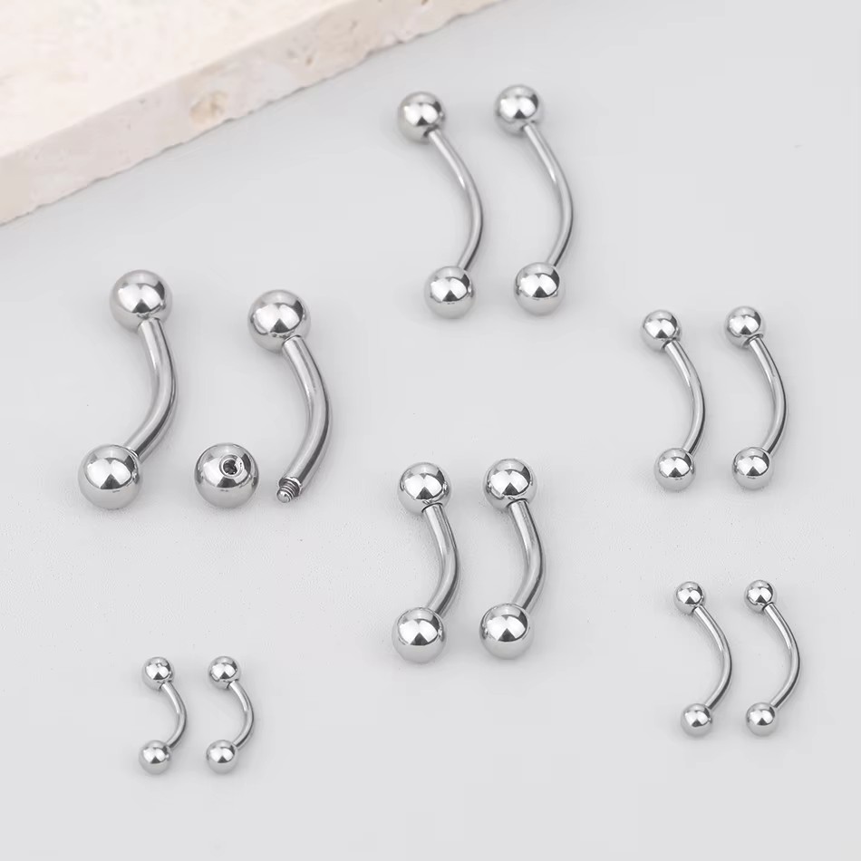 1Pc Titanio Piercing Curvo Bil - Rook Curved Barbell recensione e prezzo