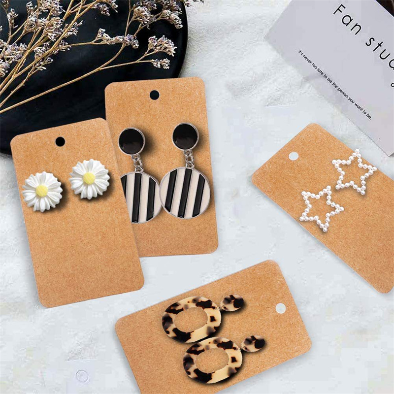 Scheda espositiva per orecchin - Body Jewelry Holder recensione e prezzo