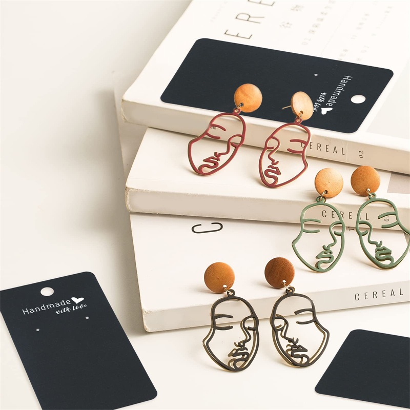 Scheda espositiva per orecchin - Body Jewelry Holder recensione e prezzo